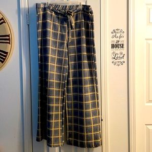 Women’s Plus Size Pants